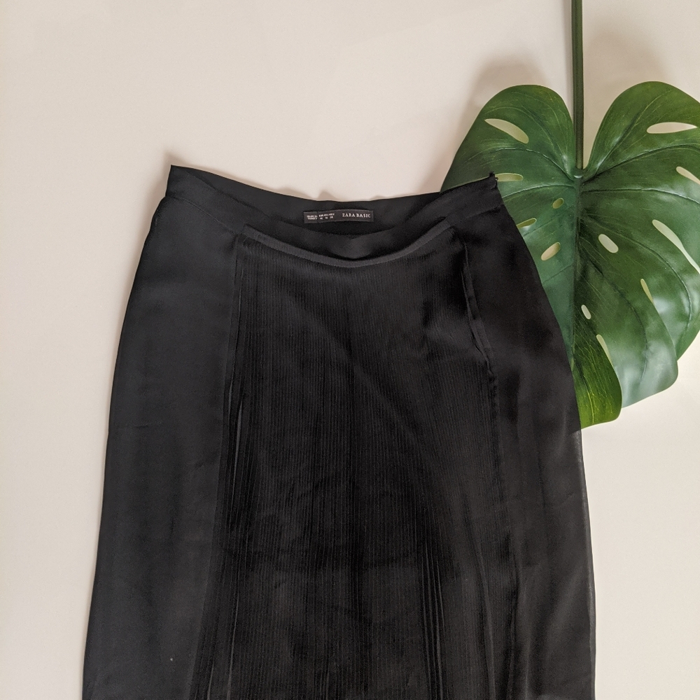 Beautiful pleated maxi skirt from Zara